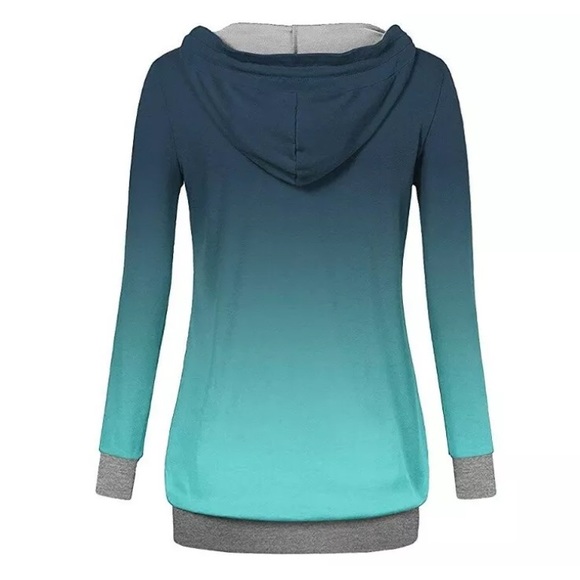 Hooded Long Sleeve Pullover Sweatshirt w/ Pockets - Picture 3 of 4